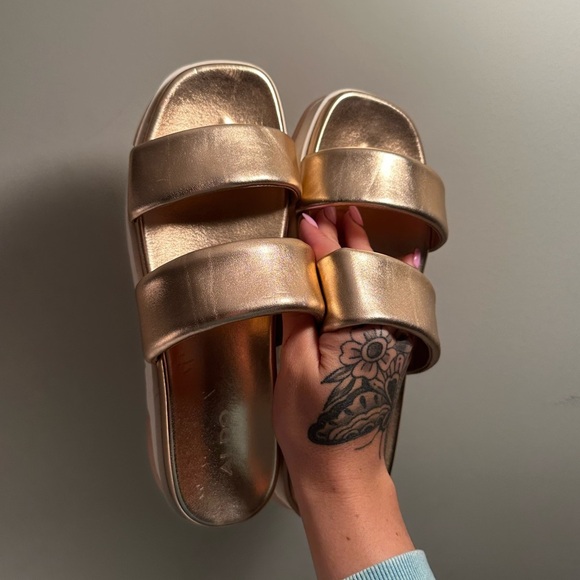 Rose Gold Platform Sandals - Picture 5 of 9